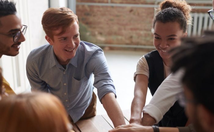 découvrez comment les synergies peuvent transformer vos projets en maximisant les ressources et en favorisant la collaboration. apprenez à identifier et exploiter les synergies pour améliorer la performance et l'innovation dans votre entreprise.