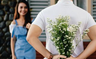 découvrez l'univers fascinant des relations humaines : amitié, amour, et connexions interpersonnelles. apprenez à améliorer vos interactions et à construire des liens durables.