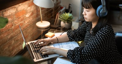 L’essor de l’entrepreneuriat féminin : défis et réussites